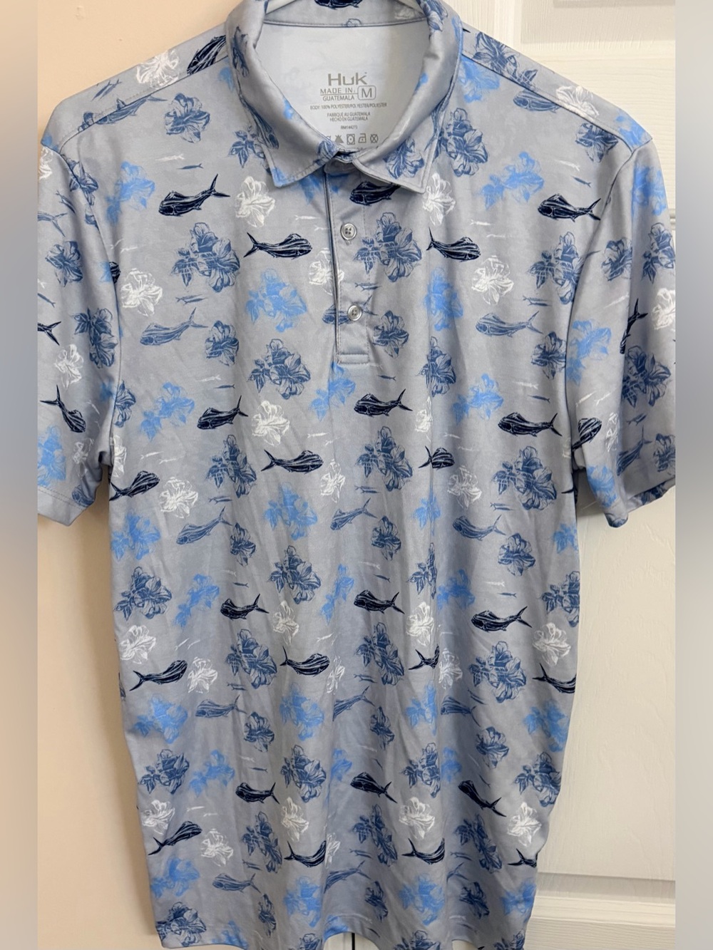 Huk Fish Themed Multicolor 100% Polyester Mens M Short Sleeve Polo Shirt